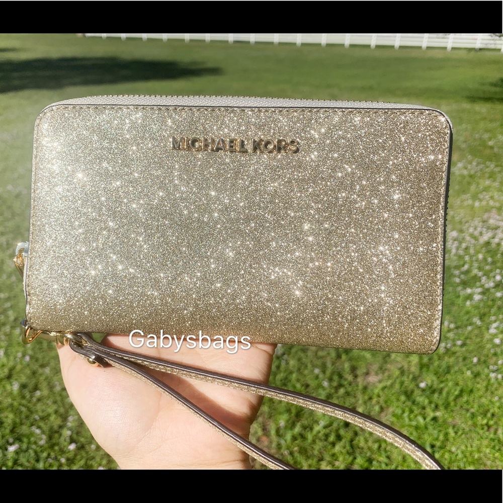 SALE‼️👜💕Michael Kors Glitter pale gold wallet - Picture 1 of 5